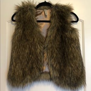 Faux fur vest